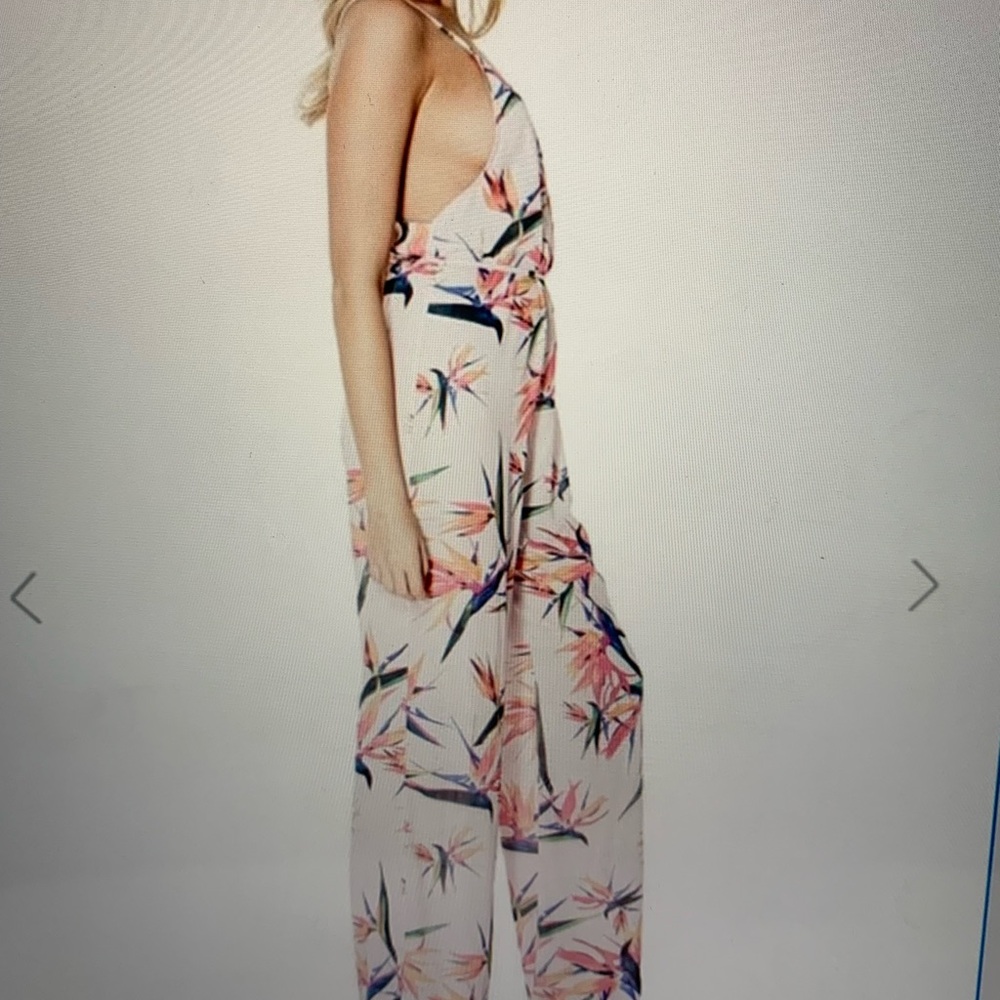 Guess Floral Pink halter open back Jumpsuit sz S resort coastal feminine sexy